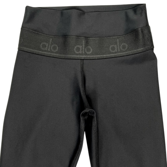 Alo Yoga High Waist Fitness Capri Leggings in Black Size Small - Picture 5 of 11